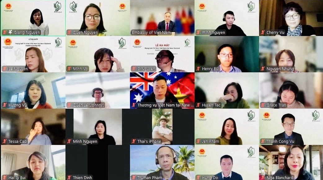Một số thành viên của Mạng lưới Tri thức Việt Nam tại New Zealand. Nguồn: ĐSQ Việt Nam tại New Zealand.