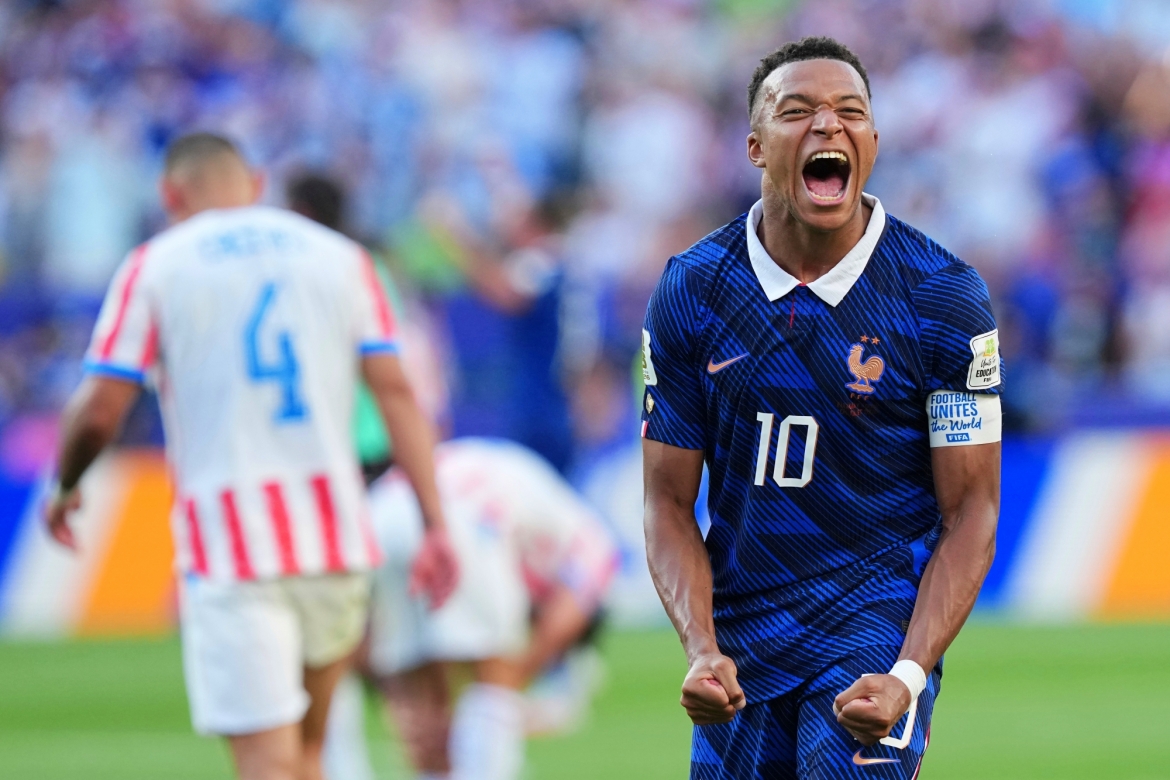 Mbappe ghi bàn giúp Pháp giành chiến thắng trước Paraguay. (Ảnh: AP)