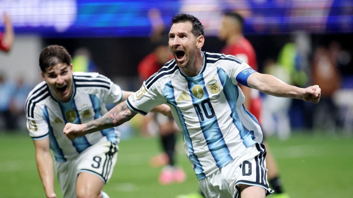 Messi sẽ có lần đầu đối đầu với tuyển Anh trong màu áo đội tuyển quốc gia (Ảnh: Reuters).