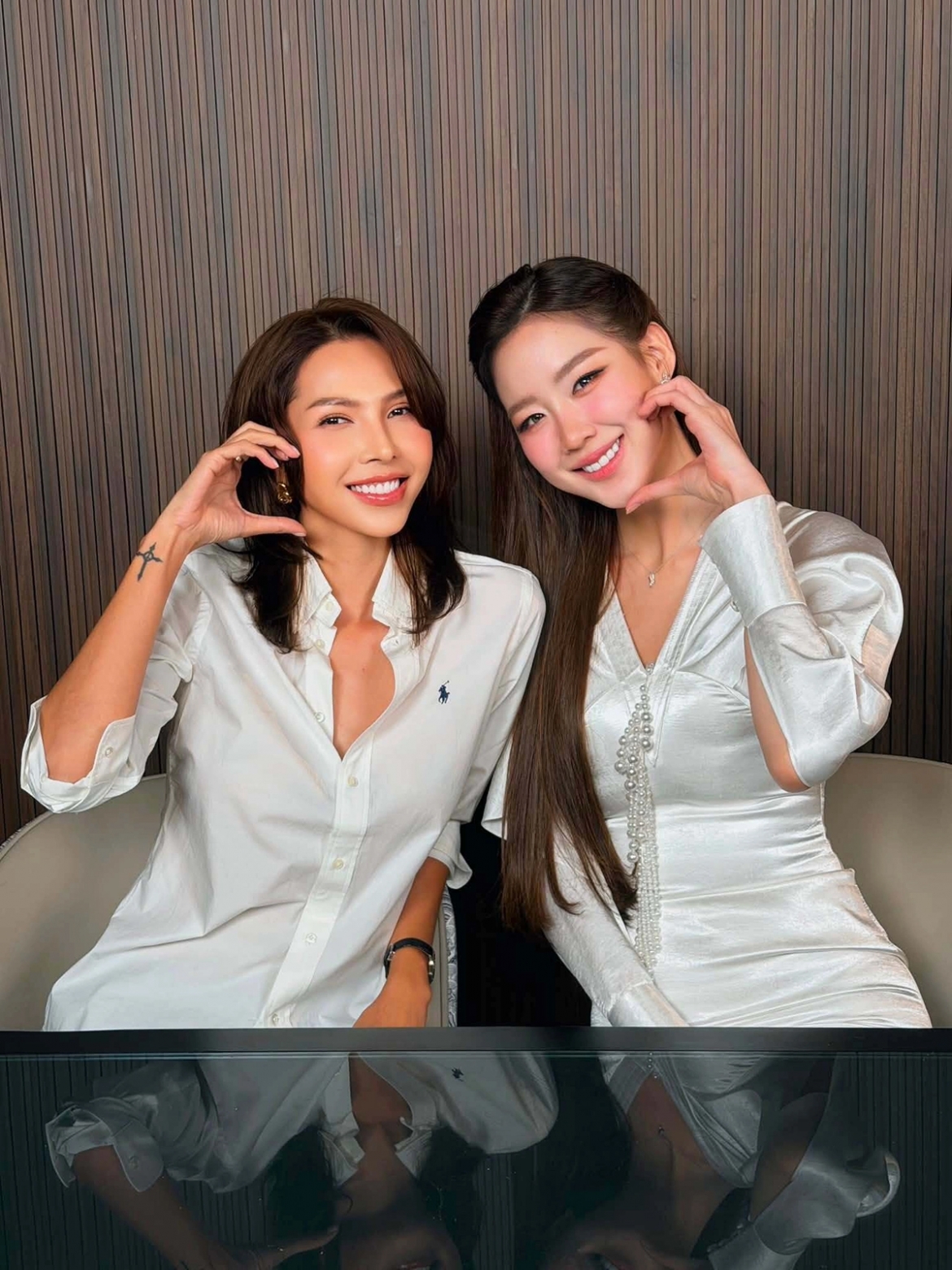 Minh Triệu chúc Bảo Ngọc giành vương miện trước thềm Miss World tổ chức tại Việt Nam.