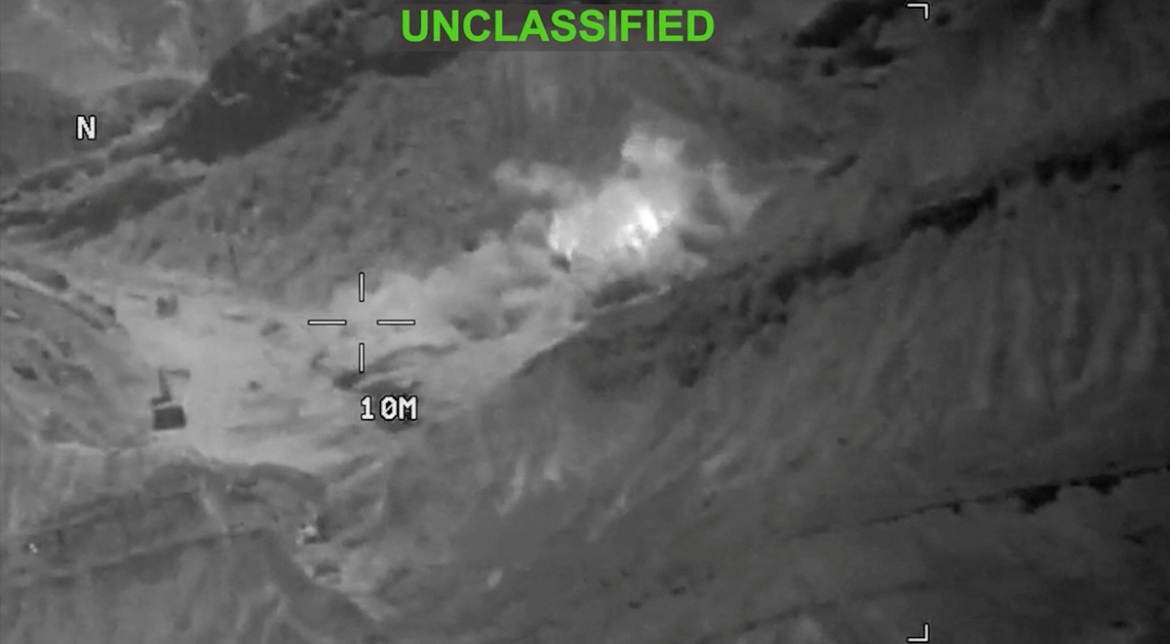 Bộ Chỉ huy Trung tâm Mỹ (CENTCOM) tiến hành cuộc tấn công thứ 9 nhằm vào Iran. Ảnh: Reuters