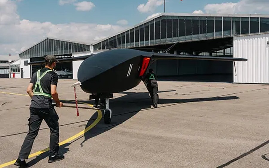 Nhà máy tại Đức này chuyên sản xuất UAV cung cấp cho Ukraine. Ảnh: NYtimes.