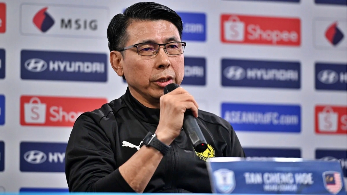HLV Tan Chen Hoe dành sự tôn trọng với tuyển Lào (Ảnh: AFF).