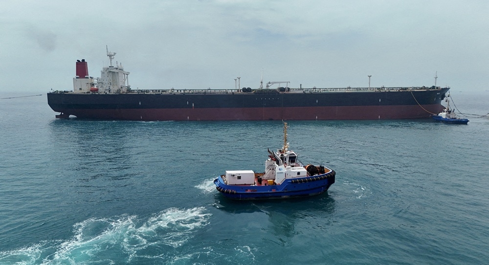 Iran soạn thảo luật cấm tàu thuyền của các quốc gia "thù địch" qua eo biển Hormuz. Ảnh: Reuters