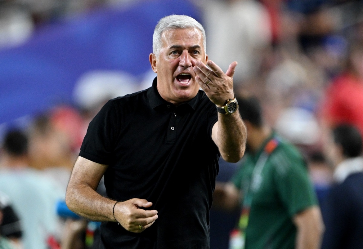 HLV Petkovic của ĐT Algeria quá hiểu bóng đá Thụy Sĩ. (Ảnh: Reuters). 