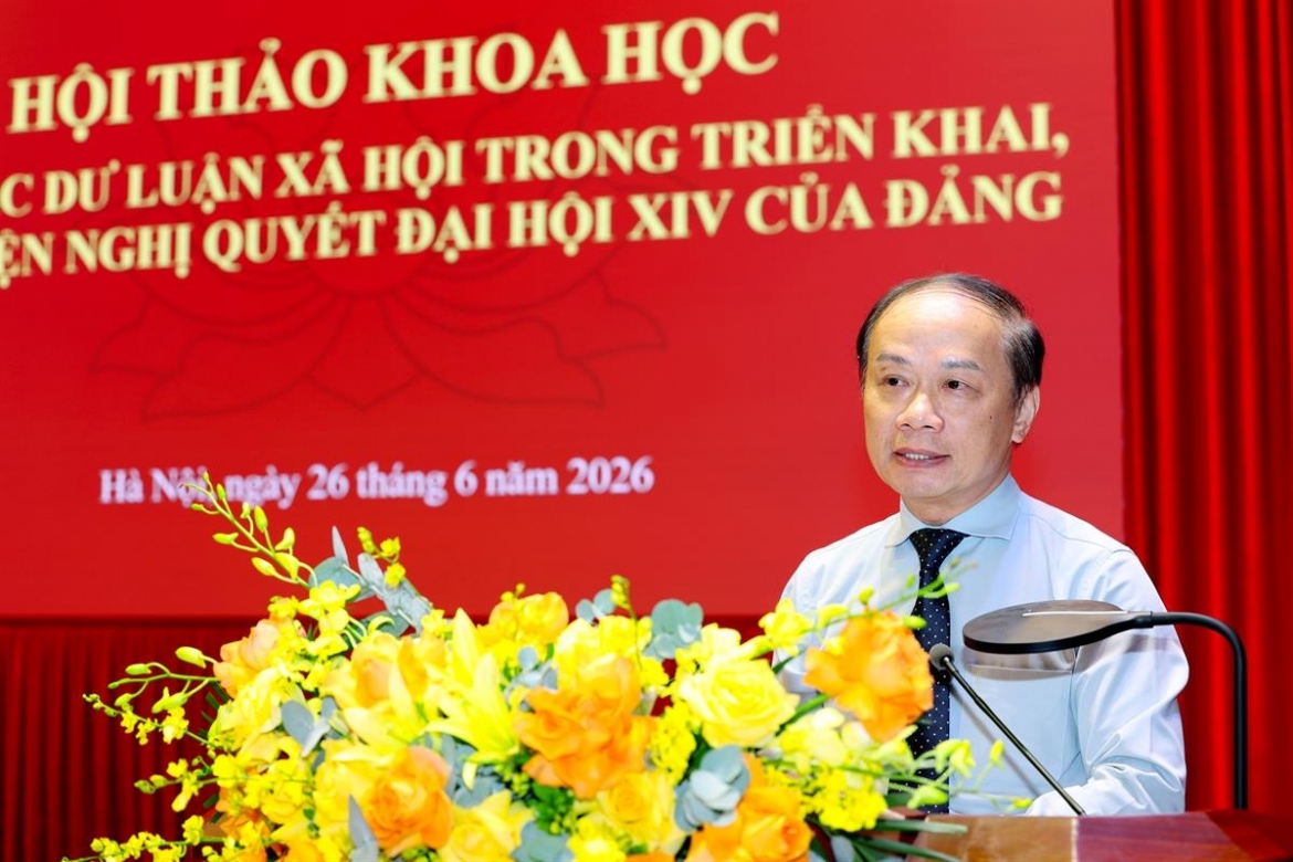 Phó Trưởng Ban Thường trực Ban Tuyên giáo và Dân vận Trung ương Phạm Tất Thắng phát biểu tại Hội thảo “Công tác DLXH trong triển khai, thực hiện Nghị quyết Đại hội XIV của Đảng”
