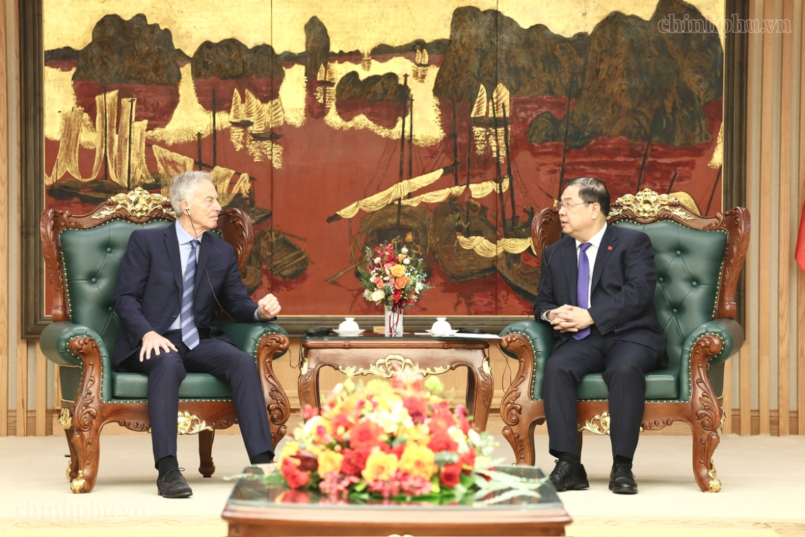 Phó Thủ tướng Thường trực Phạm Gia Túc tiếp cựu Thủ tướng Vương quốc Anh Tony Blair (Ảnh: Phương Nguyên)