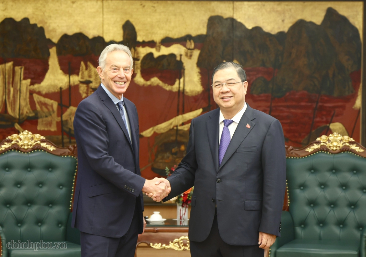 Phó Thủ tướng Thường trực Phạm Gia Túc và cựu Thủ tướng Vương quốc Anh Tony Blair (Ảnh: Phương Nguyên)