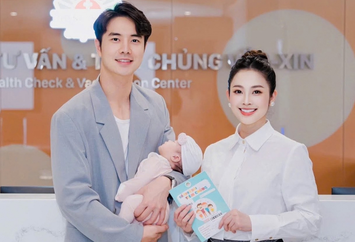 Cặp đôi Phùng Đức Hiếu và MC Thùy Linh tiết lộ phải mất 5 năm vất vả làm IVF (thụ tinh trong ống nghiệm) mới có con cũng như "cuộc khủng hoảng" sau khi làm cha mẹ.