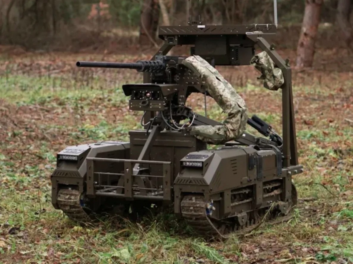 Các robot mặt đất của Ukraine đang mang đến cho quân đội nước này một cách thức mới để sử dụng súng máy hạng nặng M2 Browning. Ảnh: Getty