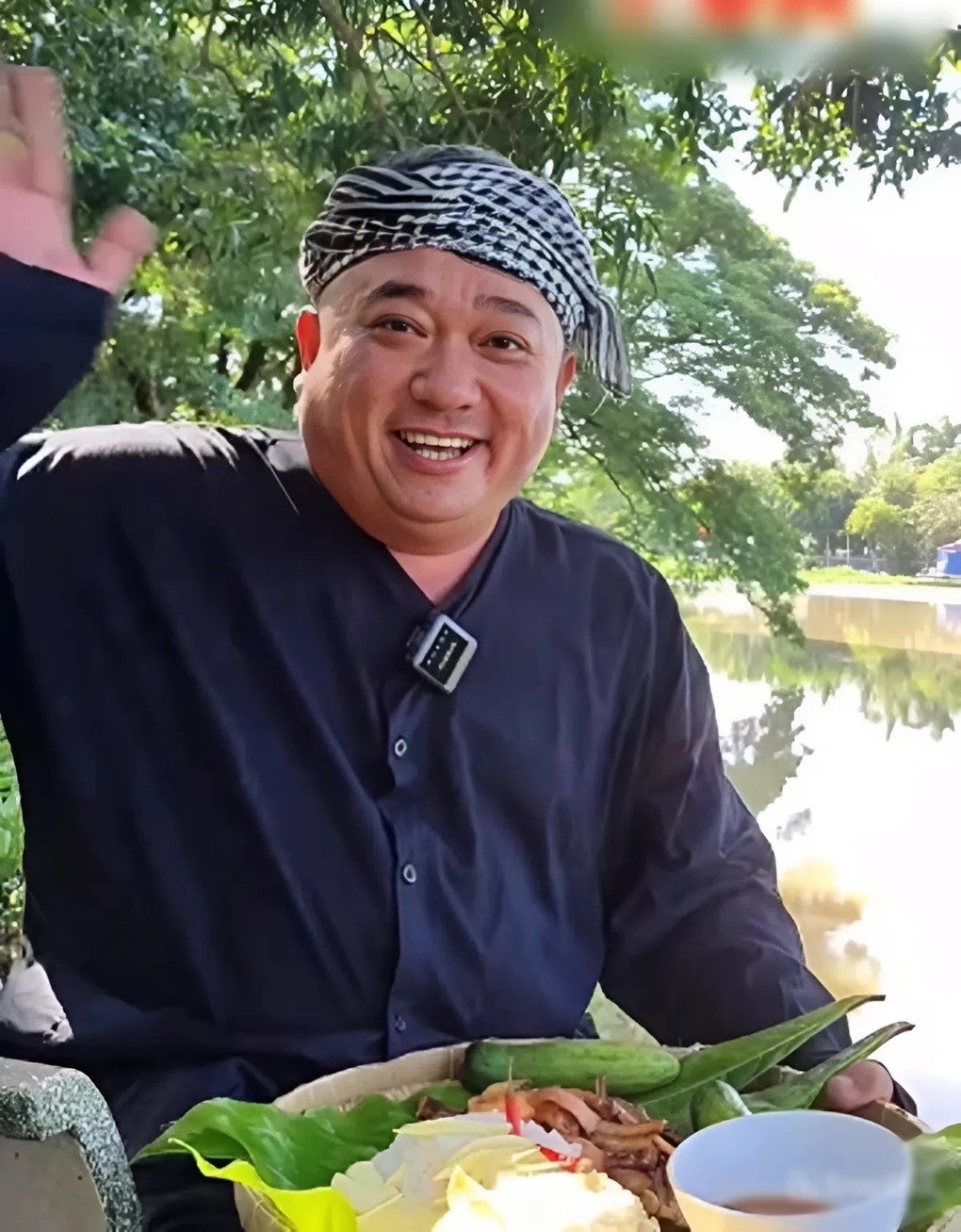 Gần 30 năm sau ngày bộ phim Đất phương Nam phát sóng, cái tên "thằng Cò" vẫn được khán giả nhắc nhớ, trong khi cuộc đời của Phùng Ngọc lại trải qua không ít thăng trầm, từ cảnh trắng tay, nợ nần đến những công việc mưu sinh đời thường.
