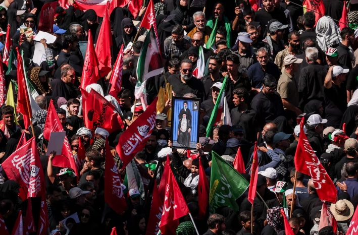 Tang lễ của cố Đại giáo chủ Ali Khamenei. (Ảnh: Reuters)