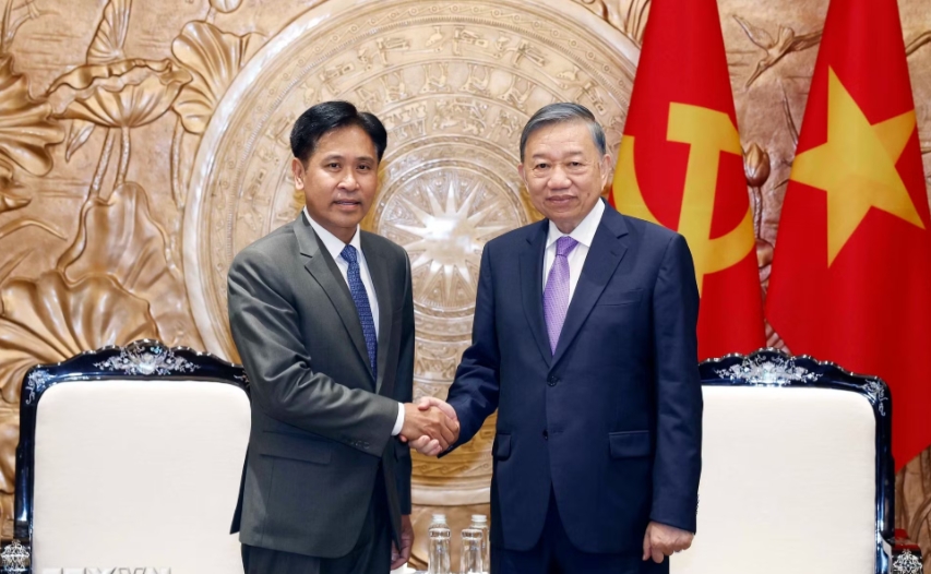 Tổng Bí thư, Chủ tịch nước Tô Lâm tiếp Chánh án Tòa án Nhân dân tối cao Lào Phayvy Syboualypha. (Ảnh: TTXVN)