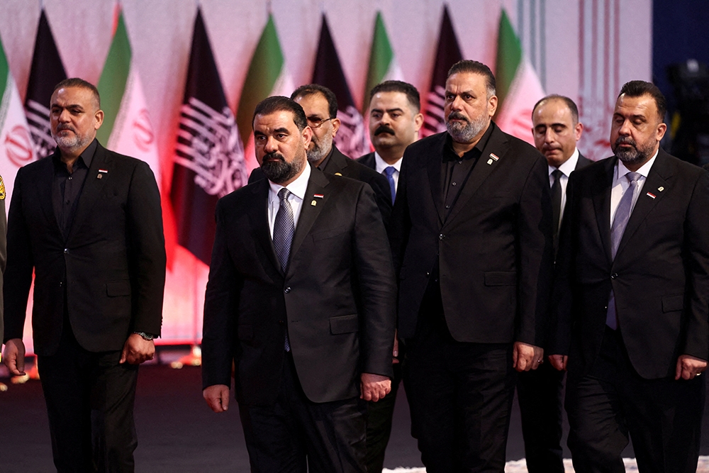 Chủ tịch Quốc hội Iraq Haibat al Halbousi tham dự lễ tiễn biệt cố Lãnh tụ tối cao Ali Khamenei tại Tehran. Ảnh: Reuters