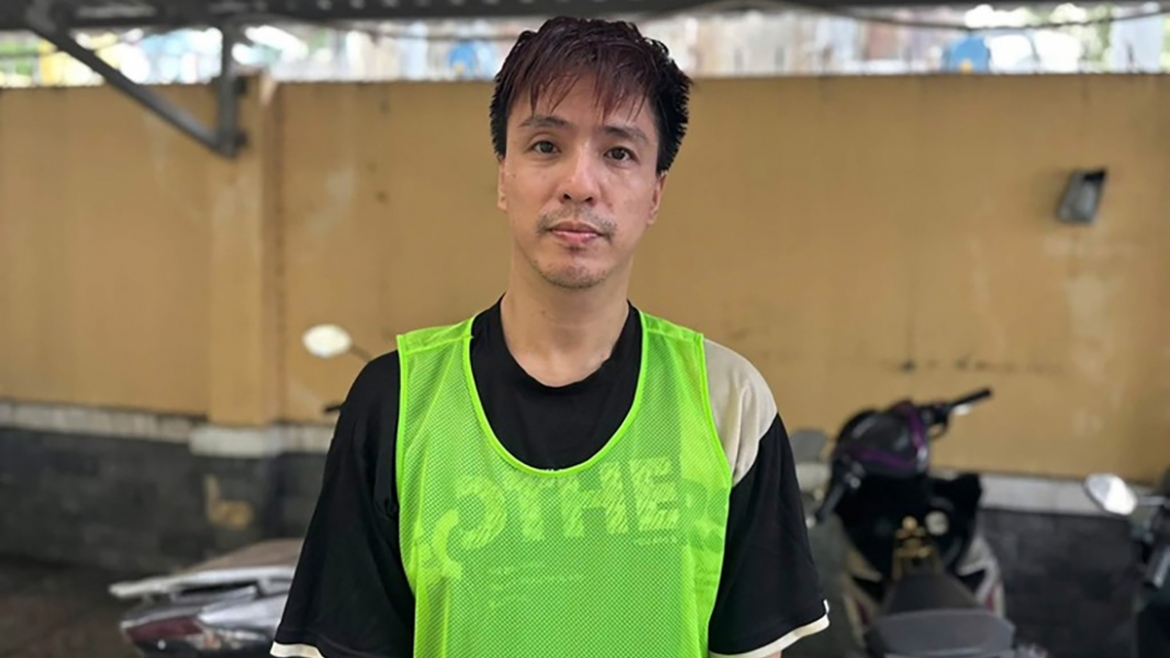 Tăng Nhật Tuệ tại cơ quan điều tra. (Ảnh: Công an TP.HCM) 