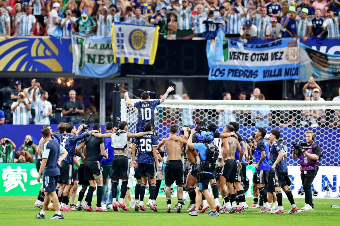 Argentina hướng tới mục tiêu bảo vệ thành công chức vô địch World Cup. (Ảnh: Reuters)