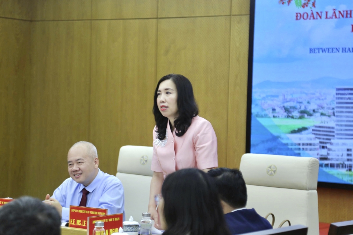Thứ trưởng Bộ Ngoại giao Lê Thị Thu Hằng nhấn mạnh vai trò của mạng lưới Lãnh sự danh dự trong kết nối hợp tác và quảng bá hình ảnh Việt Nam