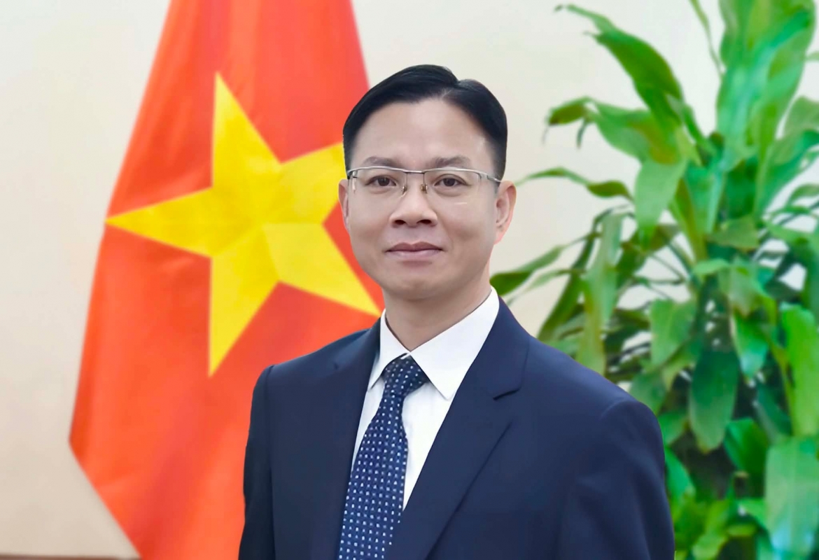 Thứ trưởng Bộ Ngoại giao Ngô Lê Văn
