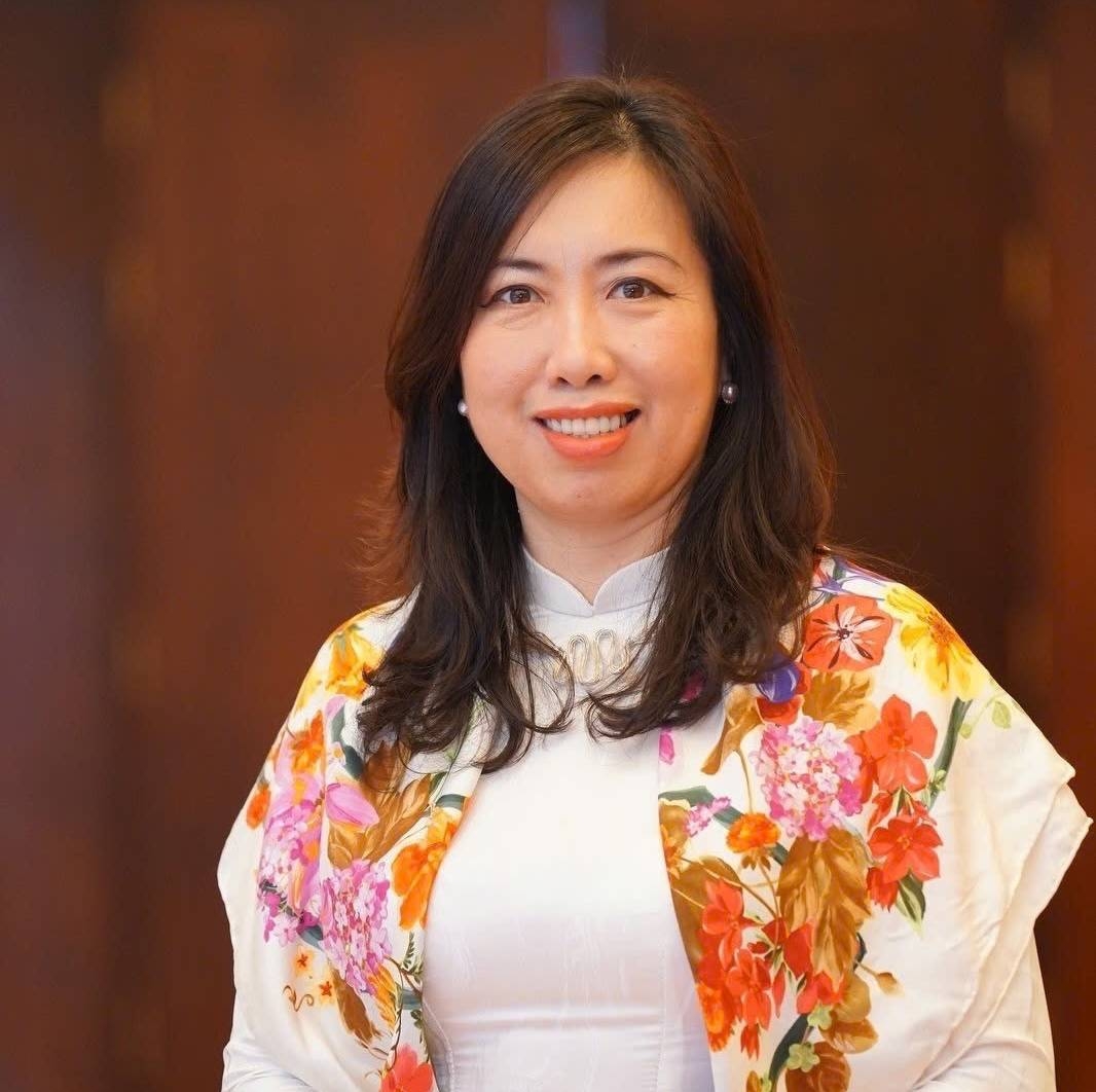 Thứ trưởng Bộ Ngoại giao Lê Thị Thu Hằng