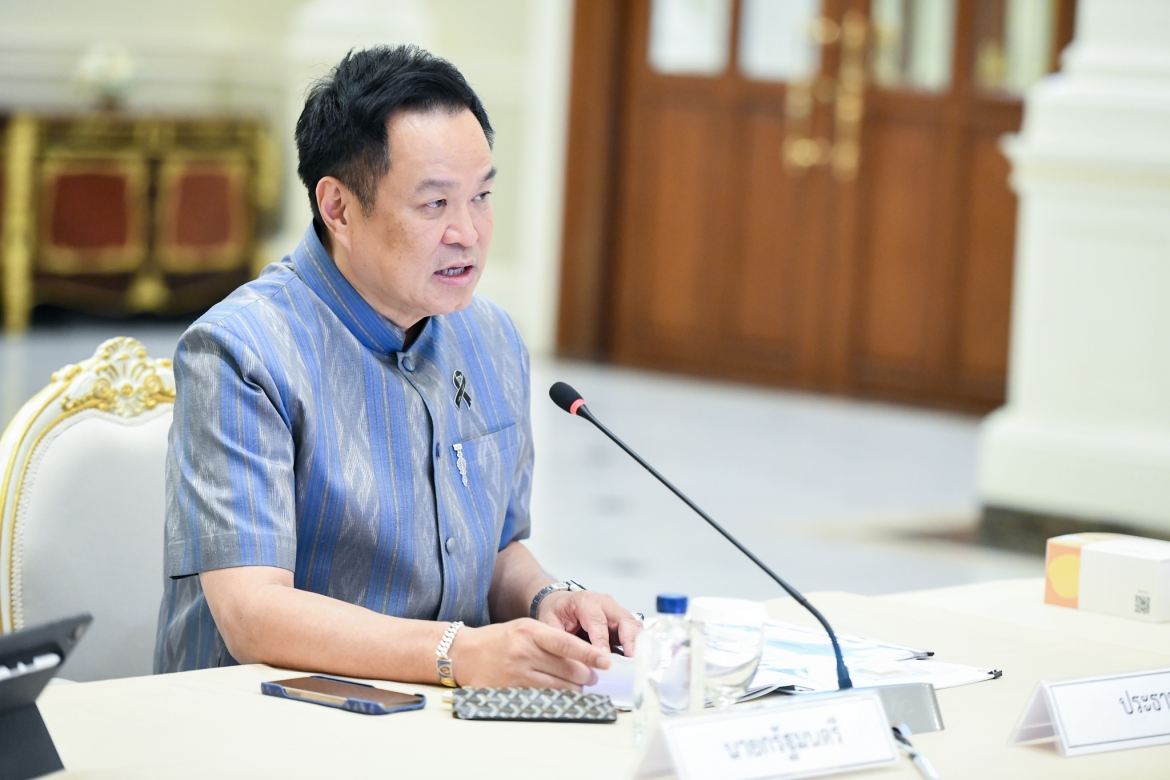 Thủ tướng Thái Lan Anutin Charnvirakul yêu cầu các bộ ngành tăng cường kiểm soát, xây dựng hệ thống chứng nhận nguồn gốc xuất xứ nhằm ngăn chặn các hành vi giả mạo xuất xứ Thái Lan hoặc mượn đường qua Thái Lan để lẩn tránh thuế. Ảnh: Chính phủ Thái Lan