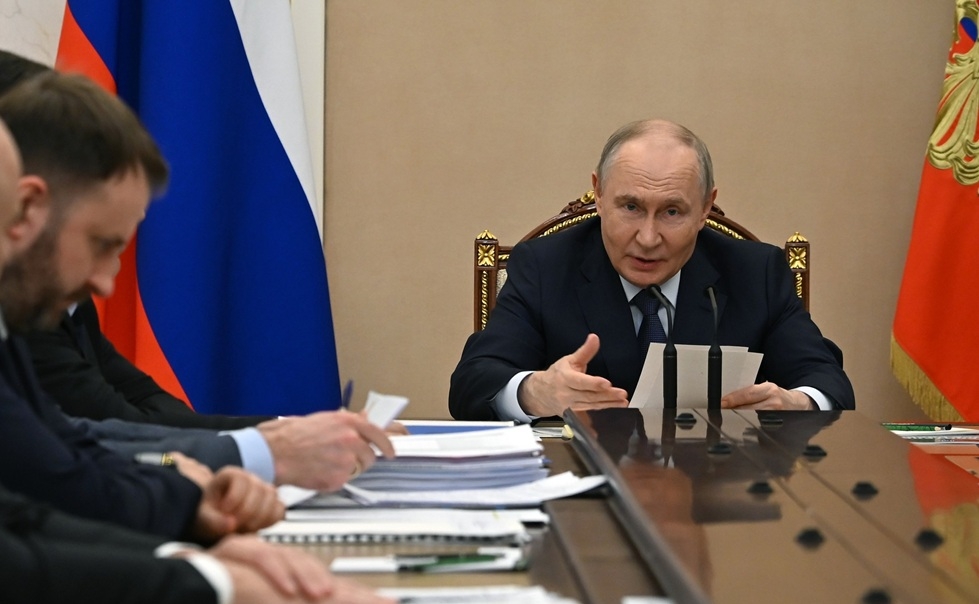 Tổng thống Nga Vladimir Putin tại cuộc họp về các vấn đề kinh tế với Chính phủ ngày 22/7. Nguồn: Kremlin