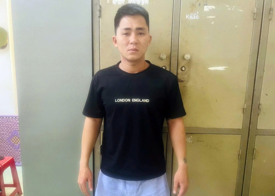 Đối tượng cầm đầu đường dây cá độ bóng đá qua mạng Nguyễn Đức Nghiêm.