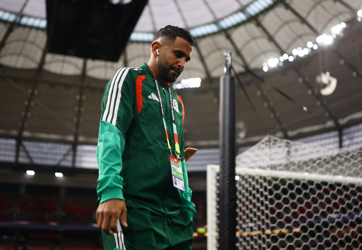 Riyad Mahrez được kì vọng sẽ giúp Algeria tạo nên thế trận tấn công khởi sắc trước Thụy Sĩ (Ảnh: Reuters)