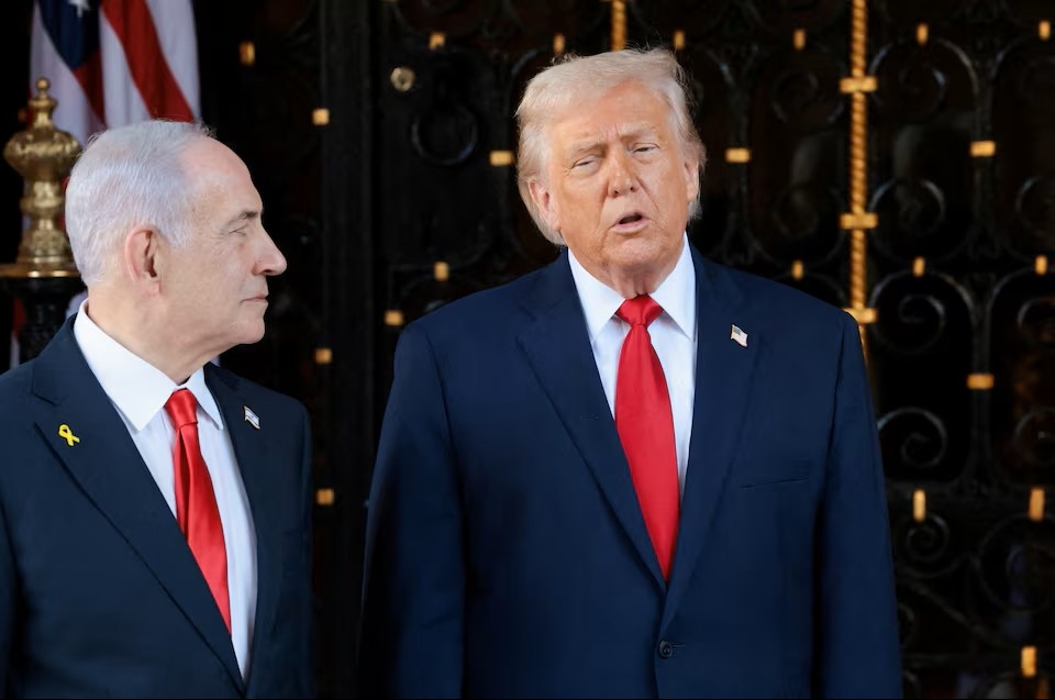 Tổng thống Mỹ Donald Trump phát biểu tại cuộc gặp Thủ tướng Israel Benjamin Netanyahu ở Mar-a-Lago, Florida tháng 12/2025 (Ảnh: Reuters)