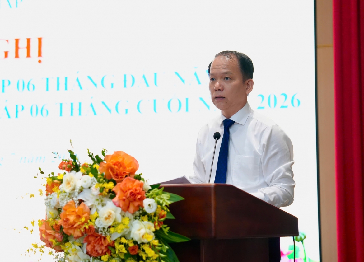 Bộ trưởng Bộ Tư pháp Hoàng Thanh Tùng phát biểu tại hội nghị