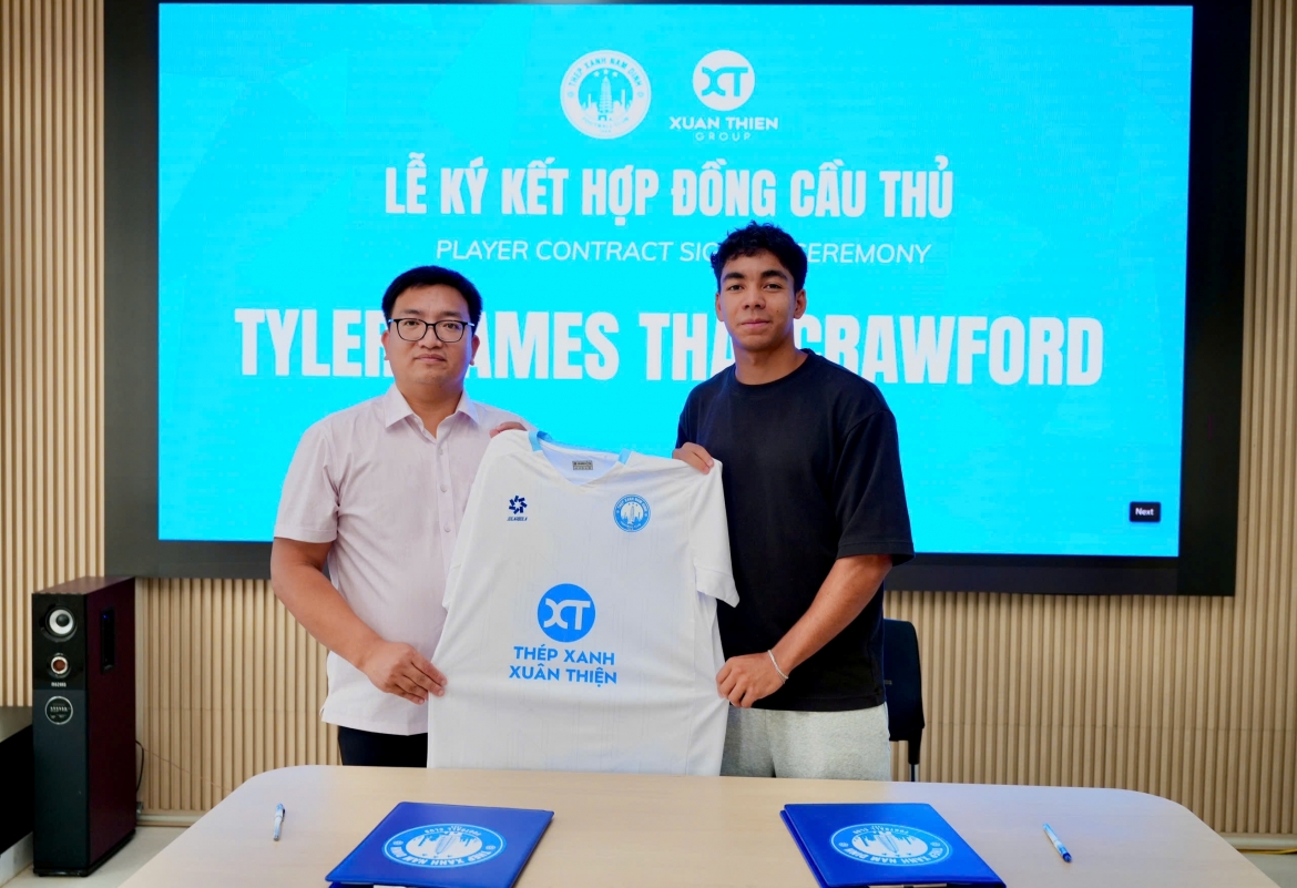 Tyler James Thai Crawford ra mắt CLB Nam Định. (Ảnh: CLB Nam Định)