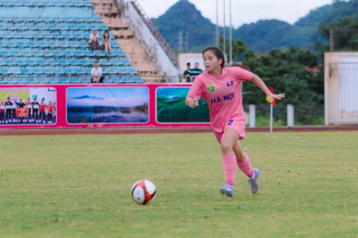 U16 nữ Hà Nội giành chiến thắng thuyết phục trước U16 nữ TP.HCM. (Ảnh: VFF)