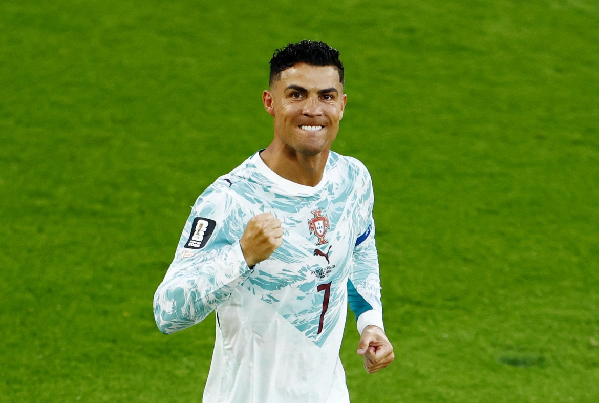 Ronaldo rất có duyên ghi bàn vào lưới Tây Ban Nha (Ảnh: Reuters).