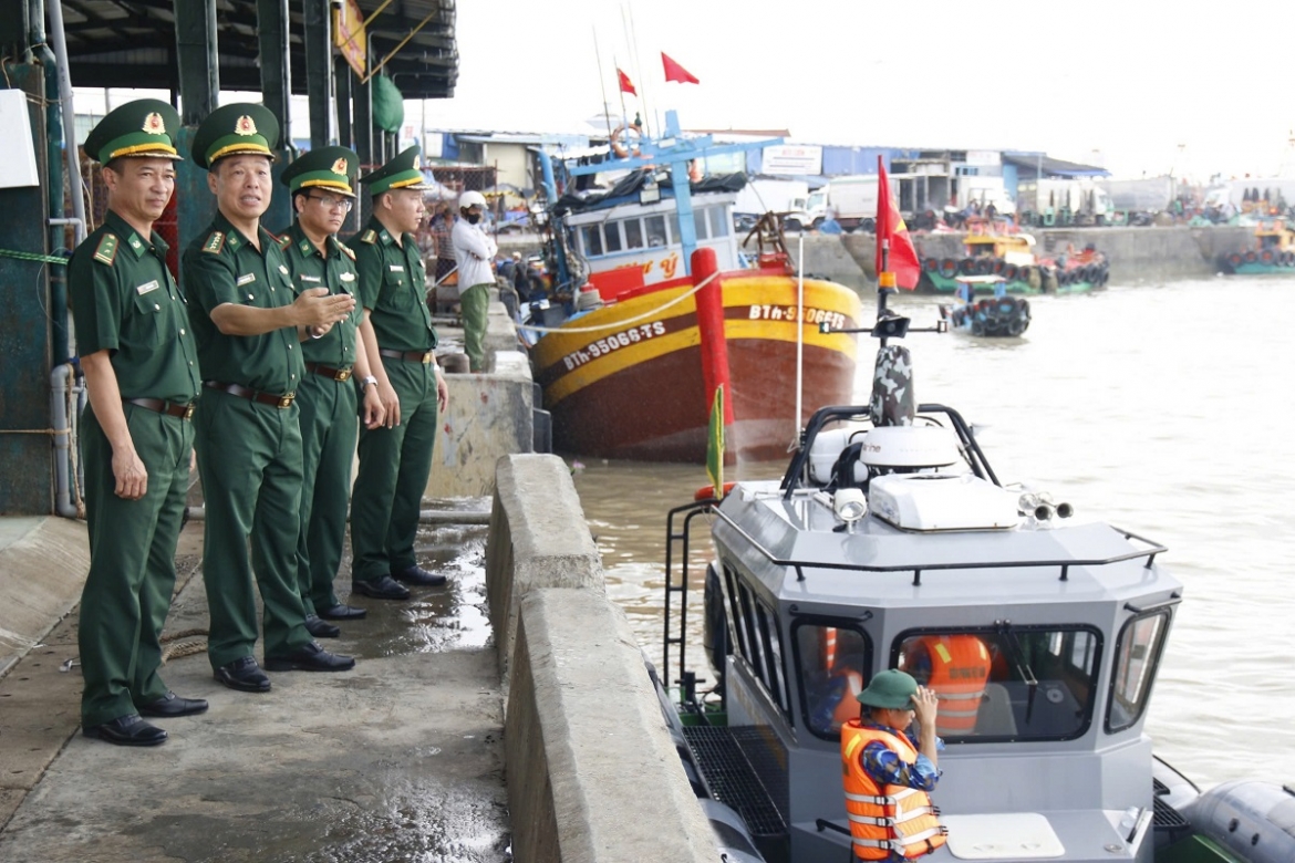 Từ đầu năm 2026 đến nay, Ban Chỉ huy Bộ đội Biên phòng tỉnh Lâm Đồng đã điều động hàng chục lượt tàu, xuồng với hàng trăm lượt cán bộ chiến sĩ tuần tra, kiểm soát giữ gìn an ninh trật tự và chống khai thác IUU. Ảnh: B.H
