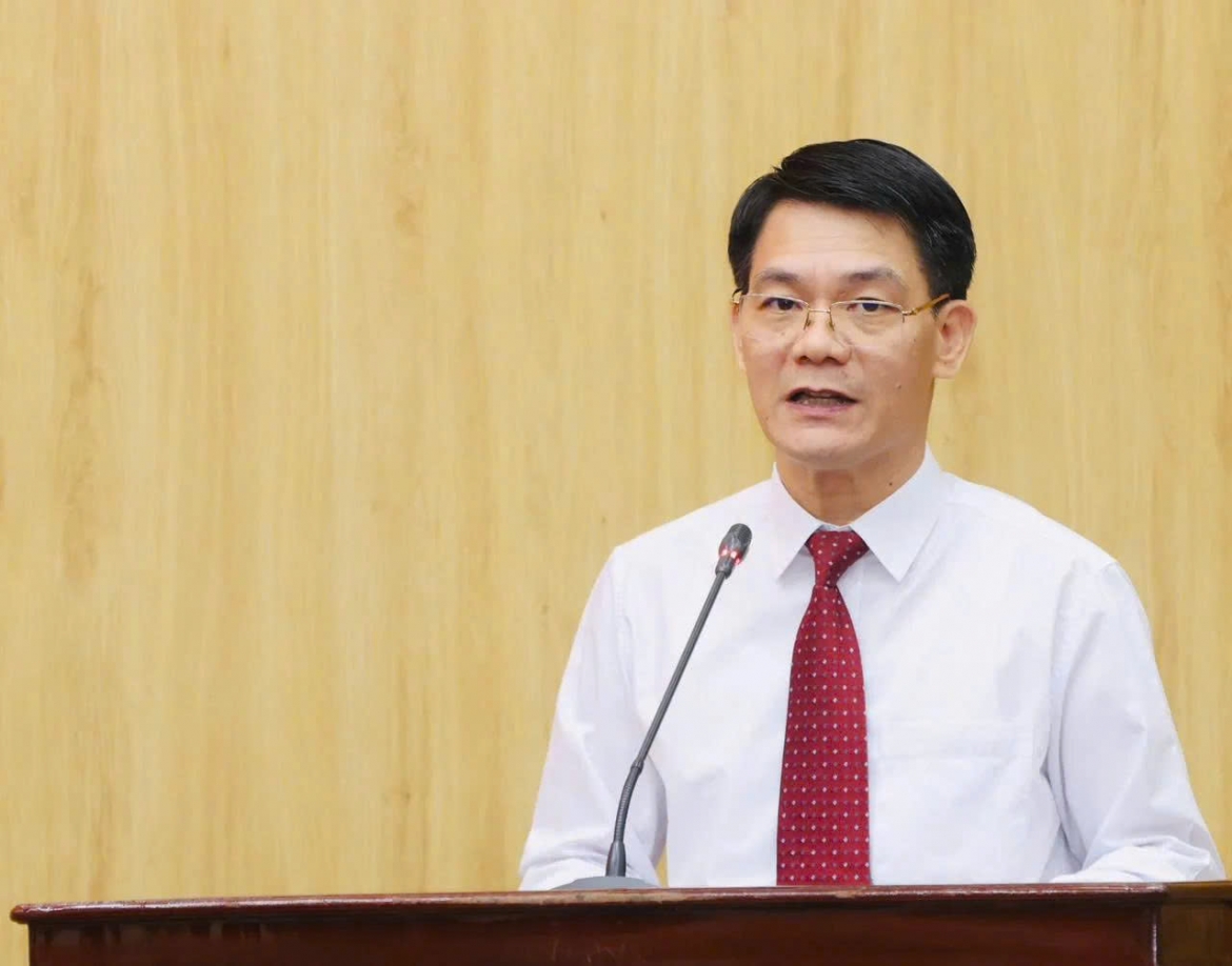 Ông Nguyễn Đức Toàn - Ủy viên Ban Thường vụ Tỉnh ủy, Trưởng Ban Tuyên giáo và Dân vận Tỉnh ủy phát biểu tại hội nghị