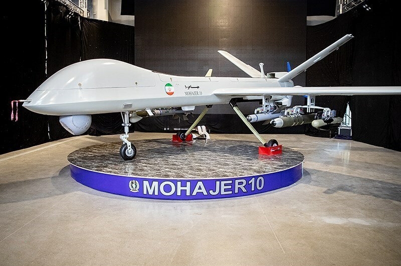 UAV nội địa Mohajer-10 do Iran tự sản xuất tại Diễn đàn Kỹ thuật Quân sự Quốc tế Army-2024.