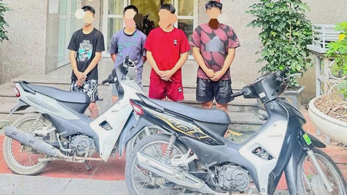 4 đối tượng liên quan trong vụ trộm cắp tài sản cùng 2 xe mô tô nhãn hiệu Honda Wave Alpha là tang vật của vụ án