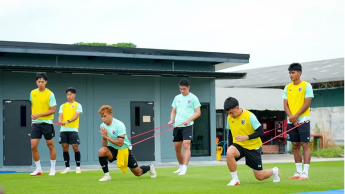 ĐT Thái Lan tập luyện chuẩn bị cho trận chung kết lượt đi ASEAN Cup 2026 (Ảnh: Siamsport)