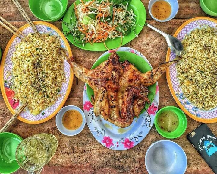 Gà đốt Ô Thum (Ảnh: mia.vn)