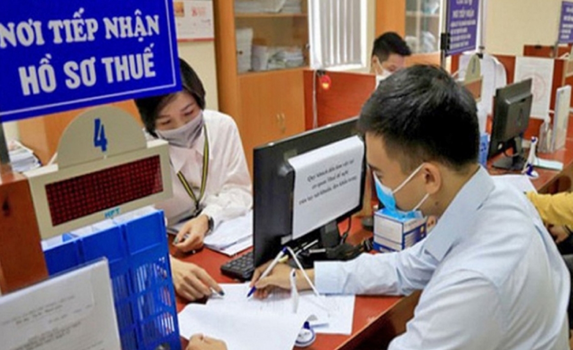 Đề xuất giảm 30% thuế thu nhập cho hộ kinh doanh, doanh nghiệp có doanh thu đến 10 tỷ đồng. ẢNH: VGP