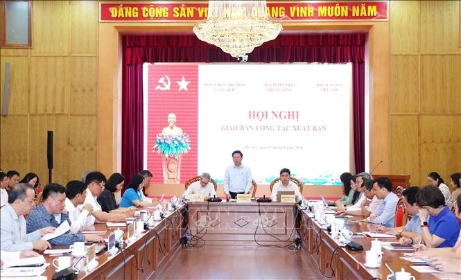Hội nghị giao ban công tác xuất bản tổ chức sáng 7/8. Ảnh: TTXVN