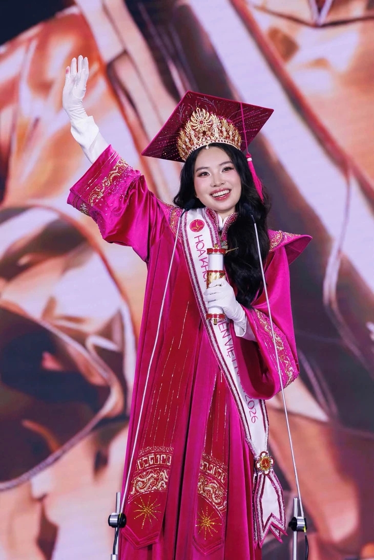 Nguyễn Ngọc Linh, sinh viên Trường đại học Y Hà Nội, đăng quang Hoa khôi Sinh viên Việt Nam 2026