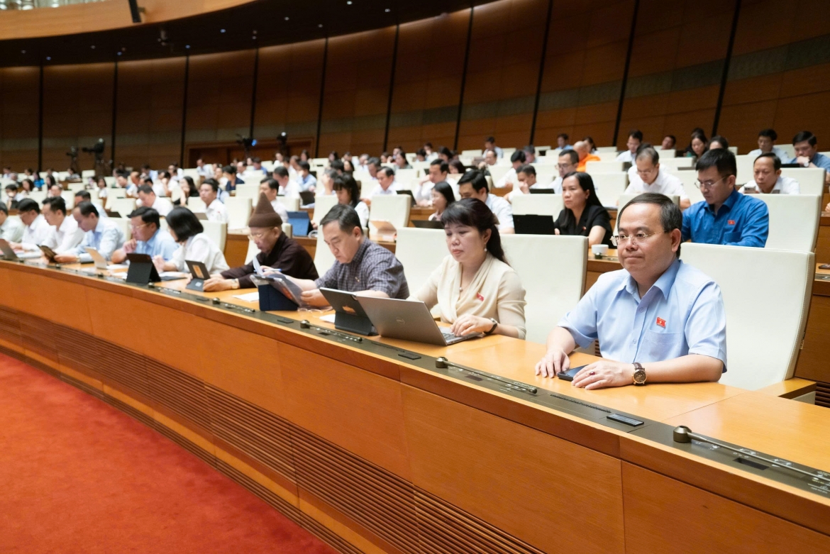 Các đại biểu tham dự Phiên họp