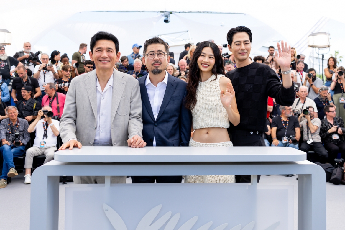 Hwang Jung Min, đạo diễn Na Hong Jin, Hoyeon và Zo In Sung sẽ có mặt tại Việt Nam dịp Quốc khánh.