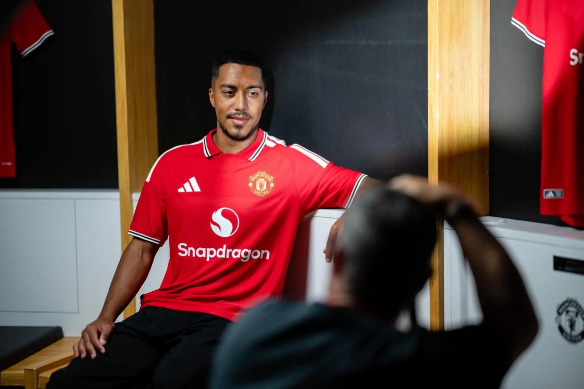 Tiền vệ tân binh Youri Tielemans dự kiến sẽ có màn ra mắt MU ở trận gặp Atletico Madrid. (Ảnh: CLB)