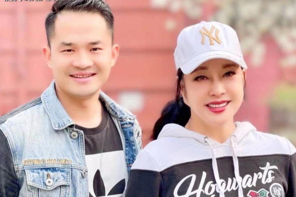 Cổ Kha và Lưu Hiểu Khánh. (Ảnh: Sohu)