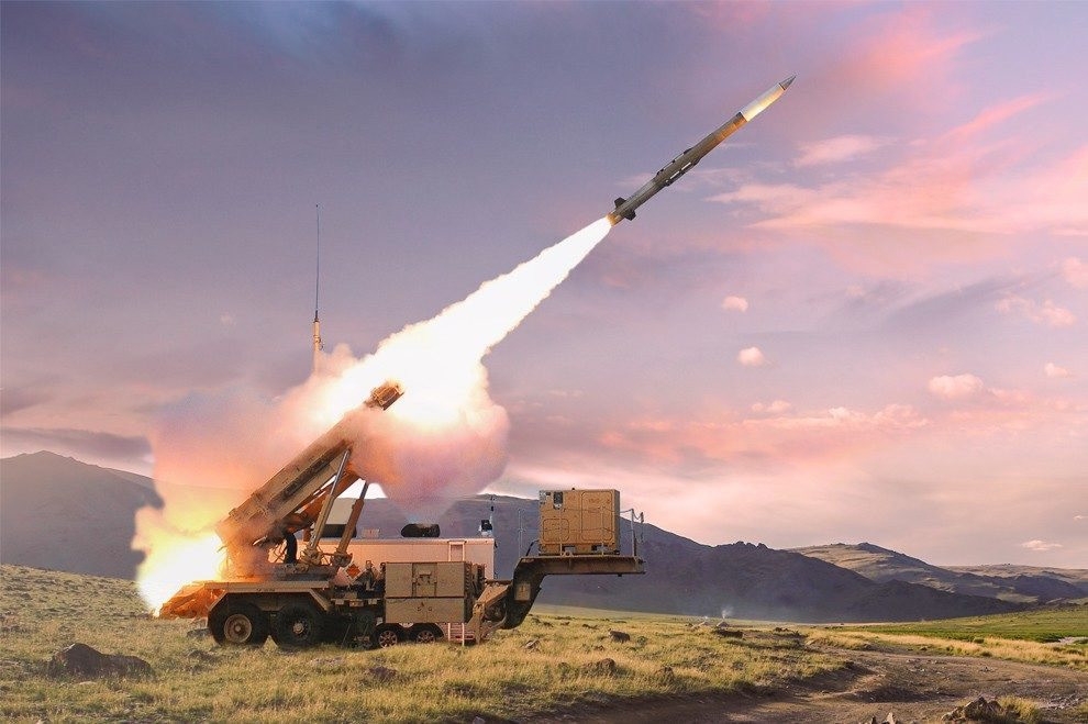 Bệ phóng Patriot khai hỏa tên lửa PAC-3 MSE trong một cuộc thử nghiệm. Ảnh: Lockheed Martin