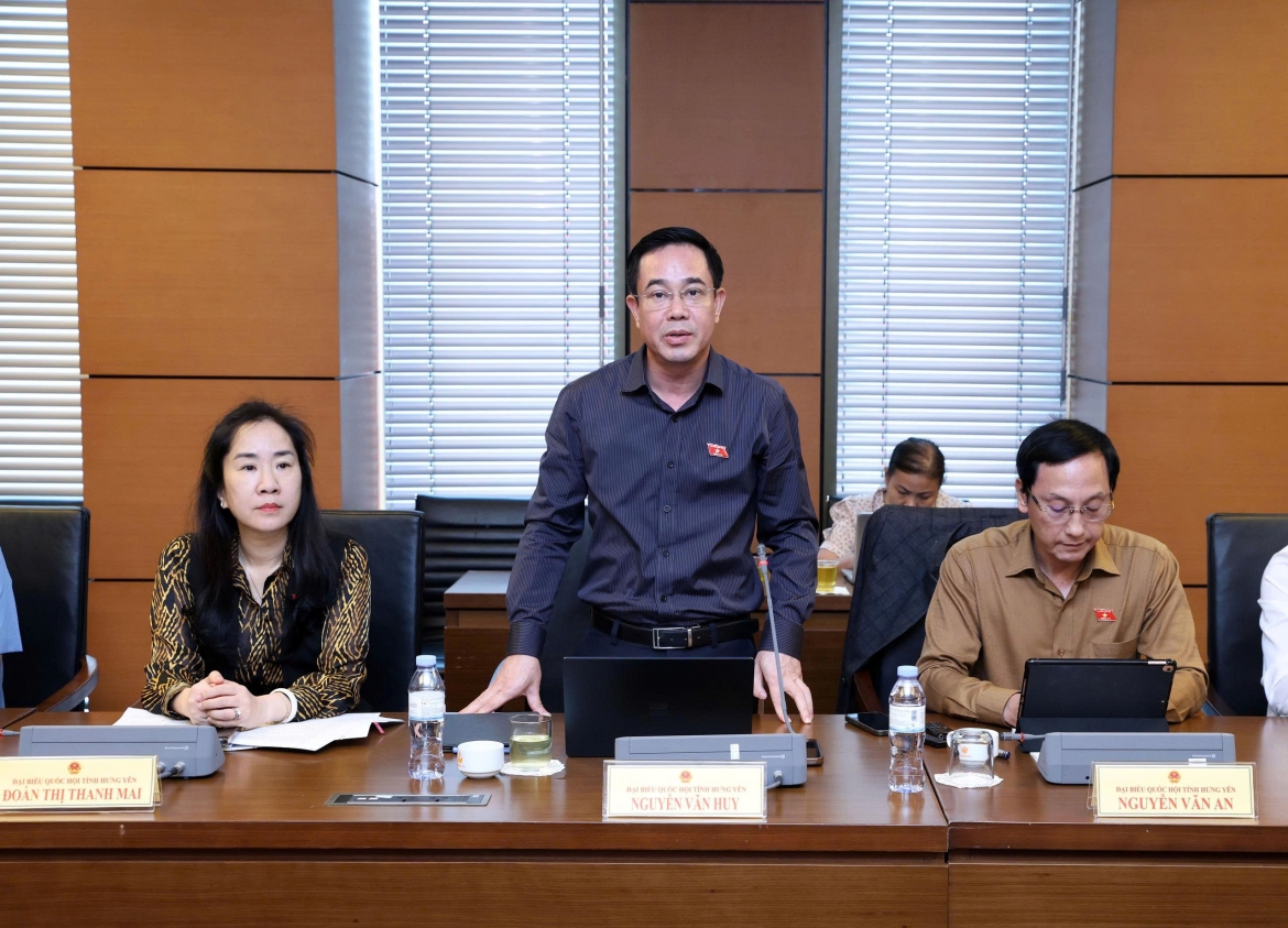Đại biểu Nguyễn Văn Huy, đoàn ĐBQH tỉnh Hưng Yên