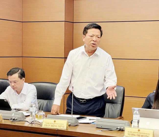 Bộ trưởng Bộ Xây dựng Trần Hồng Minh nhấn mạnh cho rằng, chương trình mục tiêu là để bảo đảm mục tiêu người dân được hưởng lợi.