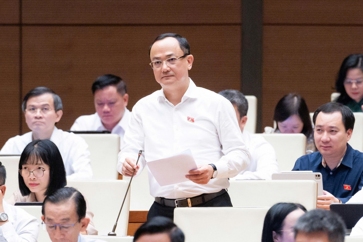 Đại biểu Nguyễn Ngọc Sơn, Đoàn ĐBQH thành phố Hải Phòng phát biểu