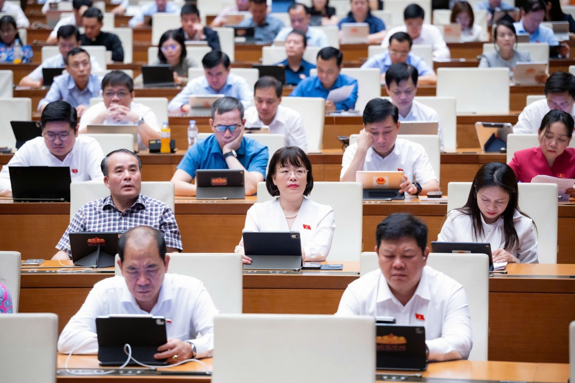 Các đại biểu tại Phiên họp.